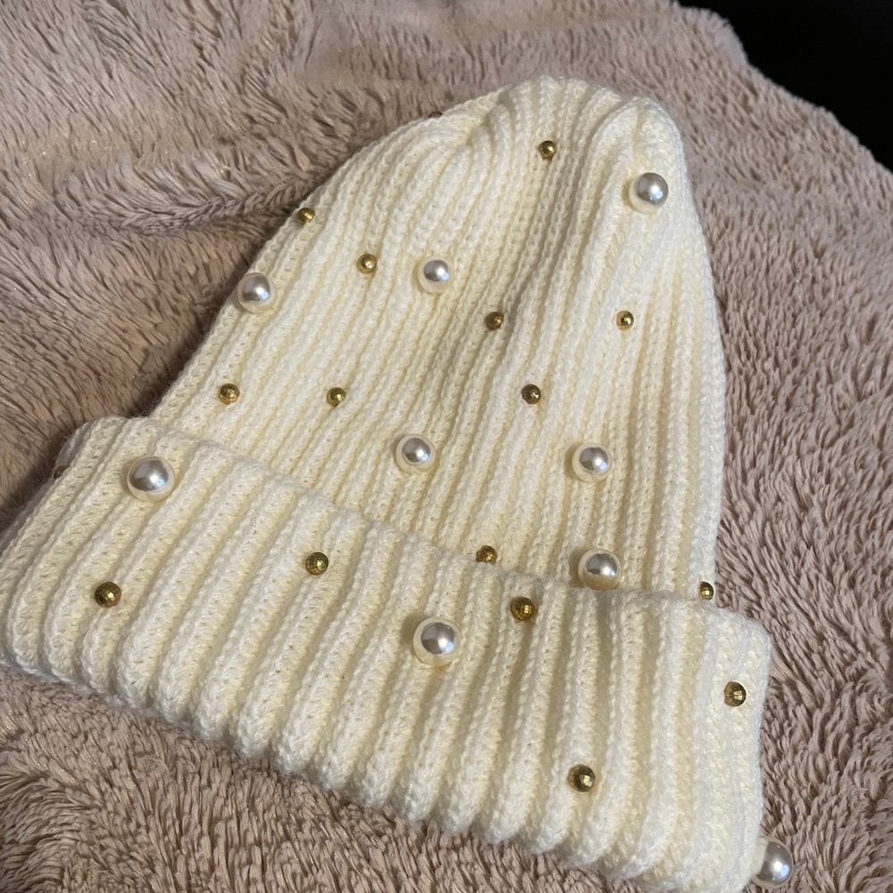 New Pearl Beaded ski hat